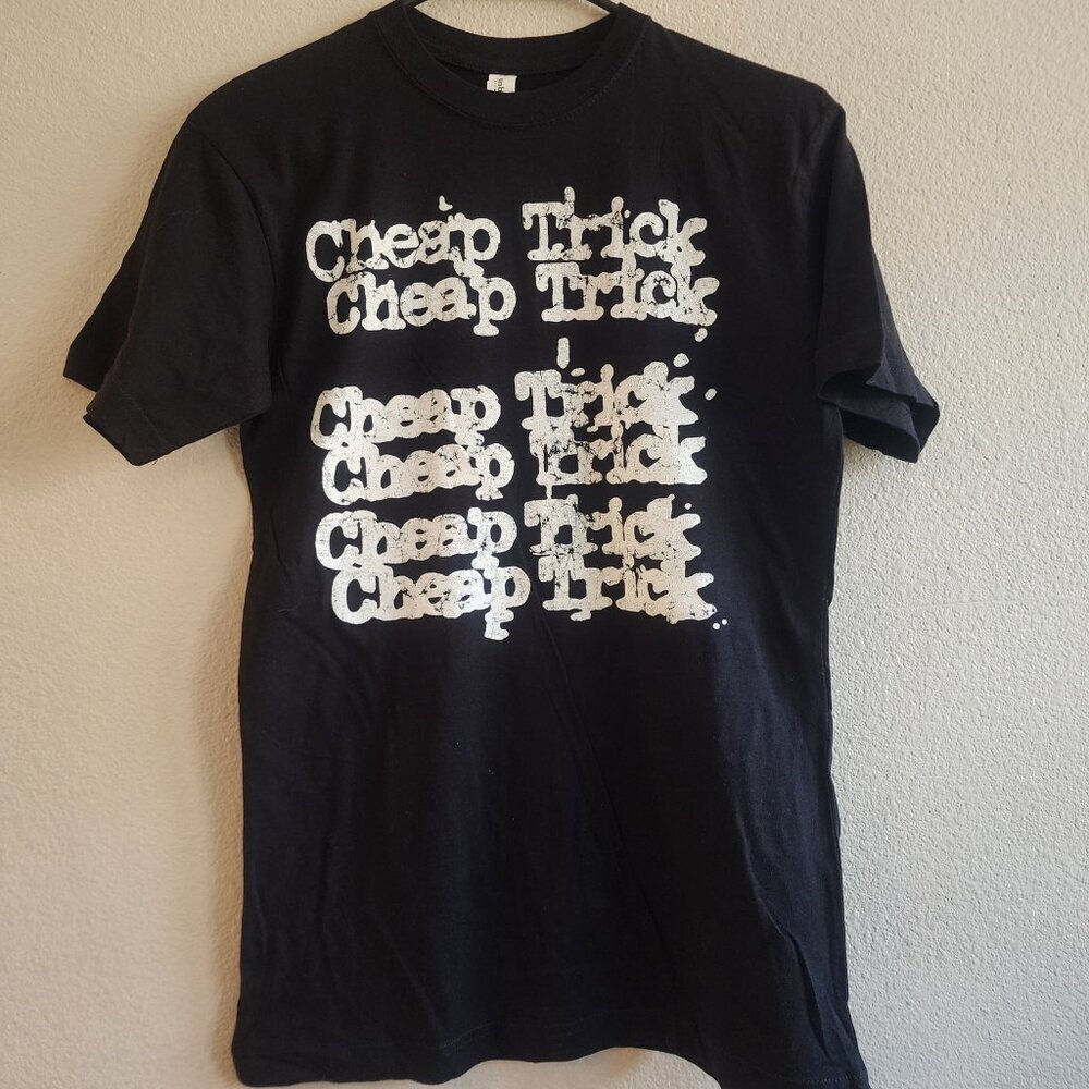 Cheap Trick Shirt Mens Small Black Band Tee Rock Music Distressed Print Concert